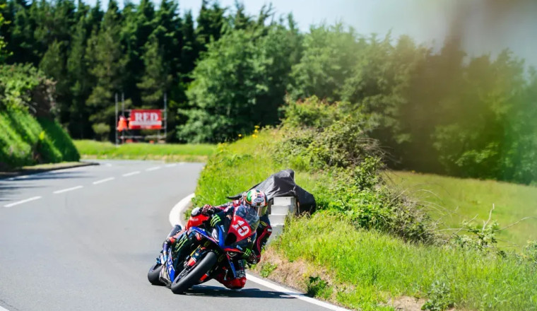 Hickman reveals cause of frightening TT crash and injury update