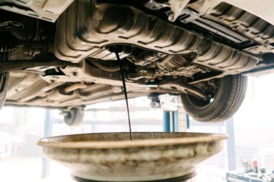 Is An Oil Analysis Worth It? Here Are The Pros & Cons
