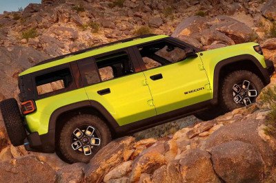 Time Is a Circle: Stellantis Snags Patent for Three-Speed EV Gearbox