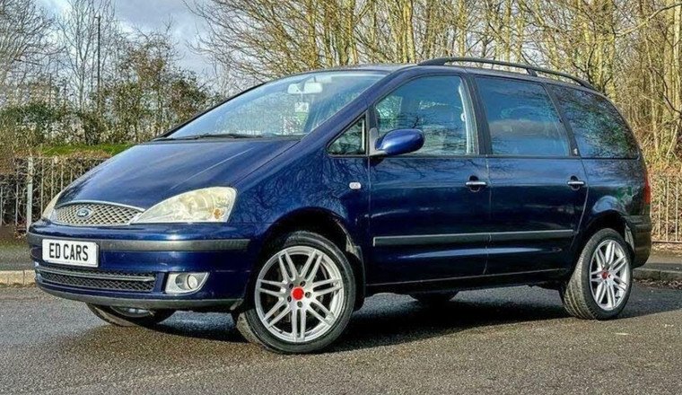 Ford Galaxy 2.8 V6 Ghia | Spotted