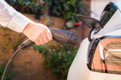 Huge electric vehicle change could see limited range boosted to 3,000 miles