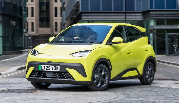 More than 7 in 10 UK drivers would buy a Chinese car