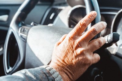 Brits issued 24 hour car insurance policy warning as drivers make key mistake
