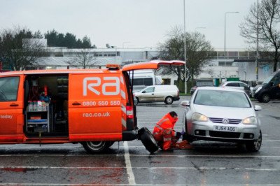 'I work for RAC and UK drivers ignore these 10 dangerous early warning signs'