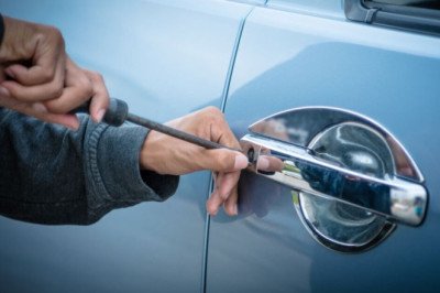 The little parking trick that instantly makes cars less attractive to thieves