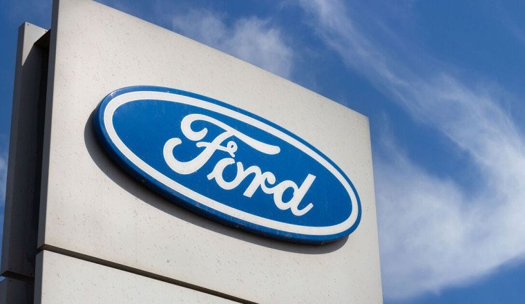Ford recalls 200,000 cars over fear passengers could become 'trapped inside'