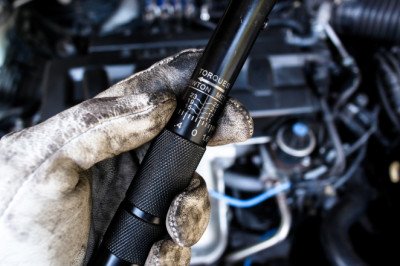 Should You Be Using A Torque Wrench On Oil Drain Plugs?