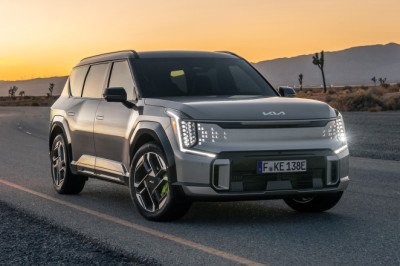 Ultra-fast Kia EV9 GT 7-seater to cost from £82,185