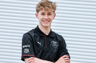 Porsche calls up youngest ever Formula E driver for test