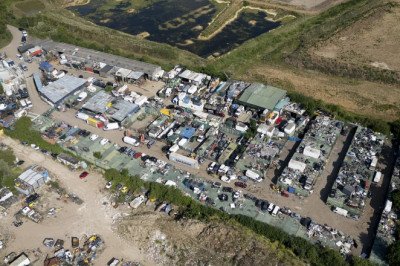 The Essex farm at the centre of an international car smuggling ring: How remote spot by the M25 is linked to London's car crime epidemic.. and its dark past as a hotbed for organised crime