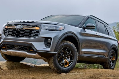 The Ford Explorer Tremor Is Basically a 400-HP Off-Road ST