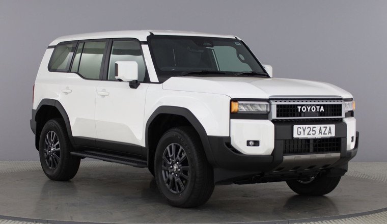 Toyota UK reveals new Land Cruiser Commercial