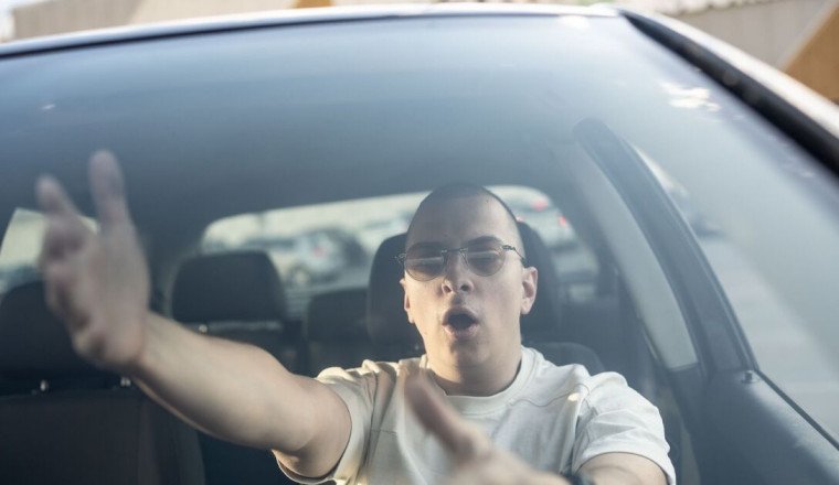The 'queue jumping' driving technique reduces jams and is endorsed by Highway Code