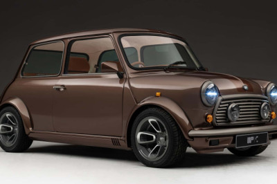 Ian Callum's Reiminaged Mini Is Our New Favorite Restomod