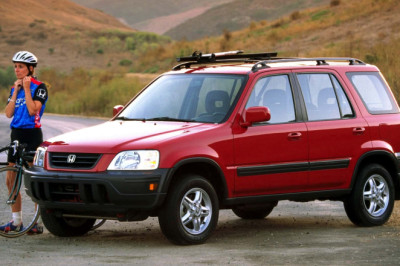 IIHS: Vehicle Blind Spots Are Getting Bigger Every Year