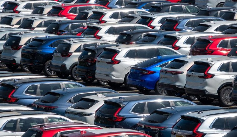 Car expert issues warning for people choosing colour of their next vehicle