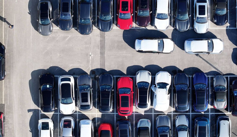 Car expert shares warning with drivers over importance of new vehicle's colour