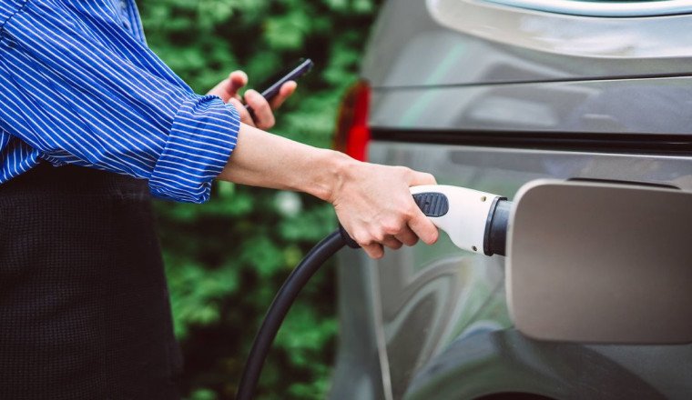 Driving instructor 'wishes she knew' two things before buying electric car