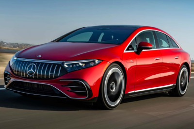 '10 Years Too Early:' Mercedes Says Futuristic EQS Styling Is Hurting Sales