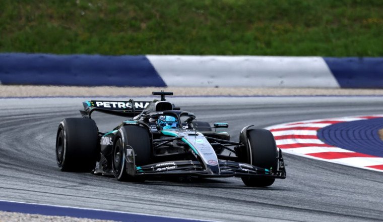A 'complete shot in the knee' - Mercedes' Austrian GP mistake