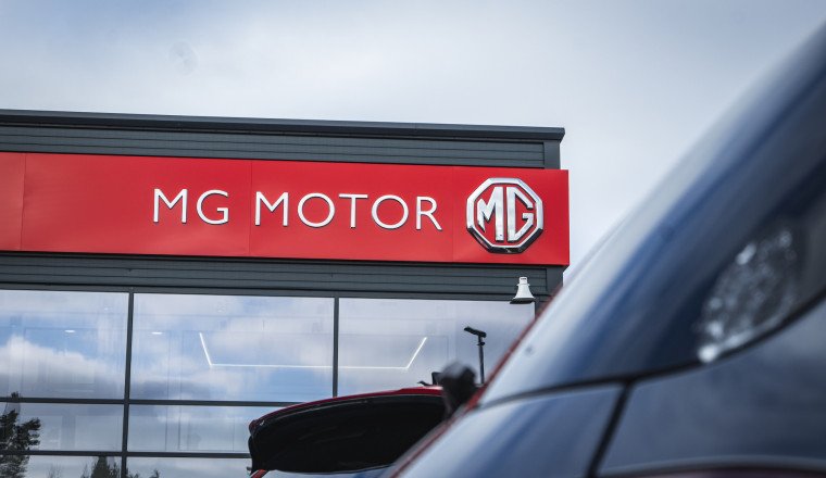 Dealer Auction and MG sign two-year extension to ‘successful’ remarketing contract