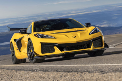 The Chevrolet Corvette ZR1 Has Been Around The Nürburgring, And It Looks Quick