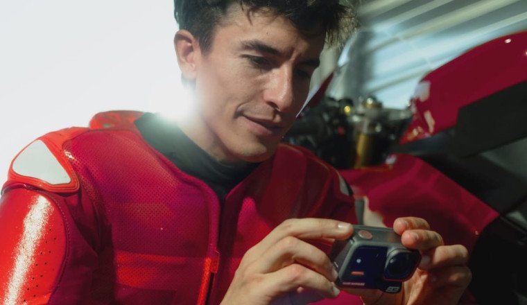 Win a signed Marc Marquez edition Insta360 camera!
