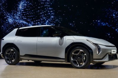 New Kia EV4 hatchback brings 388-mile range for £37,695