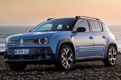 New Renault 4 E-Tech available from £210 per month