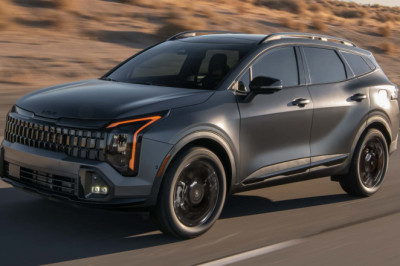 The Kia Sportage PHEV Gets a Tiny Price Increase for 2026