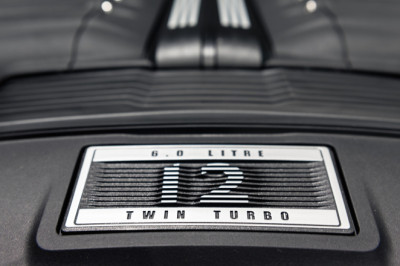 What Are The Pros And Cons Of A W12 Engine?