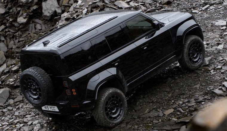 New Defender OCTA Black is '4x4 rock star'