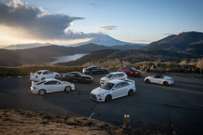 8 Cars In 1 Day: A Day With Drivers Lounge