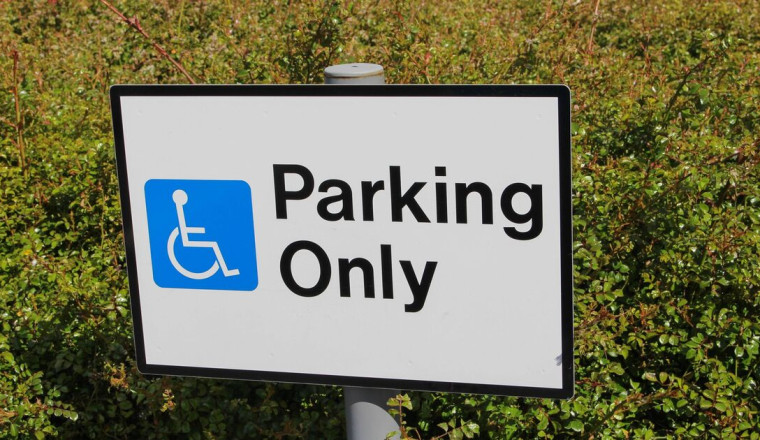 Blue Badge drivers risk £1k fine if caught in 11 places - full list