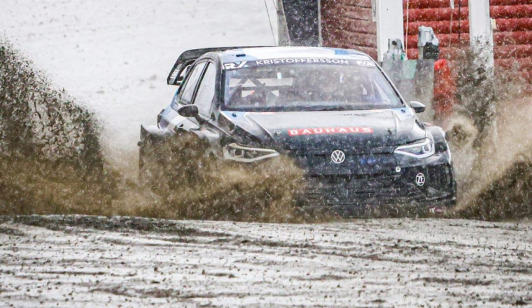 Kristoffersson rediscovers his mojo in muddy Höljes