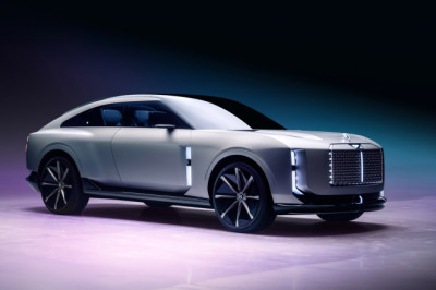 Bentley begins new era with radical raised limousine