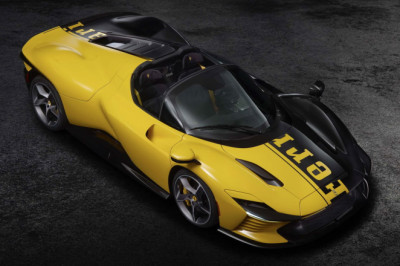 Ferrari Has Built An Extra Daytona SP3 For Charity
