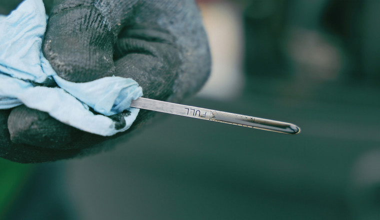 How To Read The Dots On Your Oil Dipstick (And What You Might Be Doing Wrong)