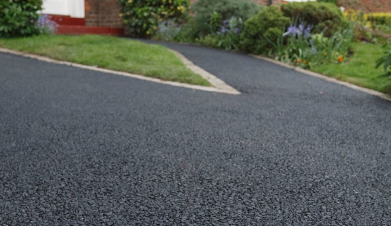 'I couldn't believe why teenage neighbour confronted me when I got a new driveway'