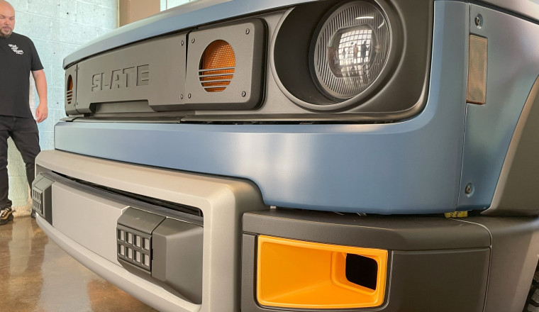 Jeff Bezos-backed Slate electric truck draws crowds at Midwest showcase