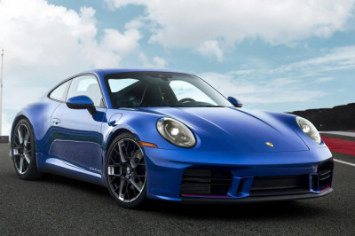 New 2026 Porsche 911 Carrera T Club Coupe Is a Blue, Stick-Shifted Birthday Present