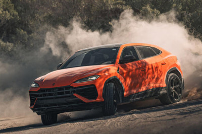 Next Lamborghini Urus to keep hybrid power as EV delayed
