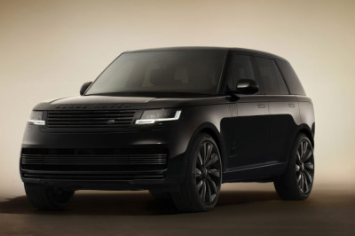 Full-Fat 607bhp Range Rover SV Gets The Black Treatment