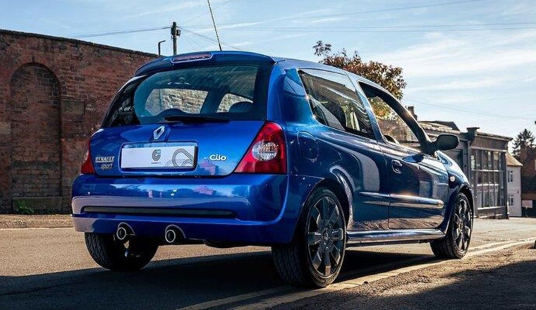 One-lady-owner-from-new Clio 182 for sale