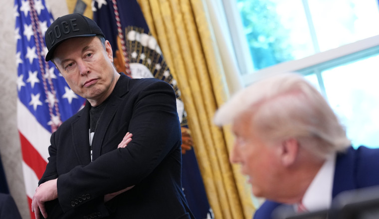 Tesla Short Sellers Rake In $1.4 Billion As Elon Musk's Feud With Trump Tanks Stock