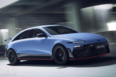 New Hyundai Ioniq 6 N BLASTS in to Goodwood with 641bhp