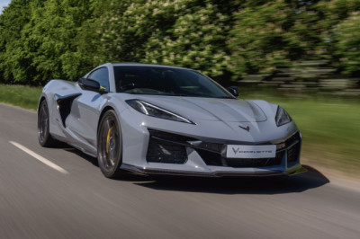 The Hybrid Chevrolet Corvette E-Ray Is Coming To The UK With Right-Hand Drive