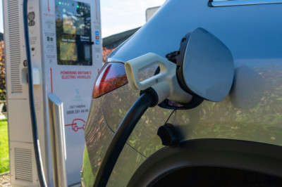 New EV grants to be unveiled by government this week - report