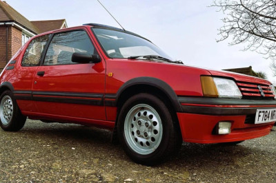 Peugeot 205 GTI 1.6 | Spotted