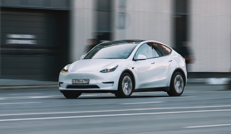 The Model Y's Towing Capacity Isn't Bad, But Tesla's Software Makes Things Complicated